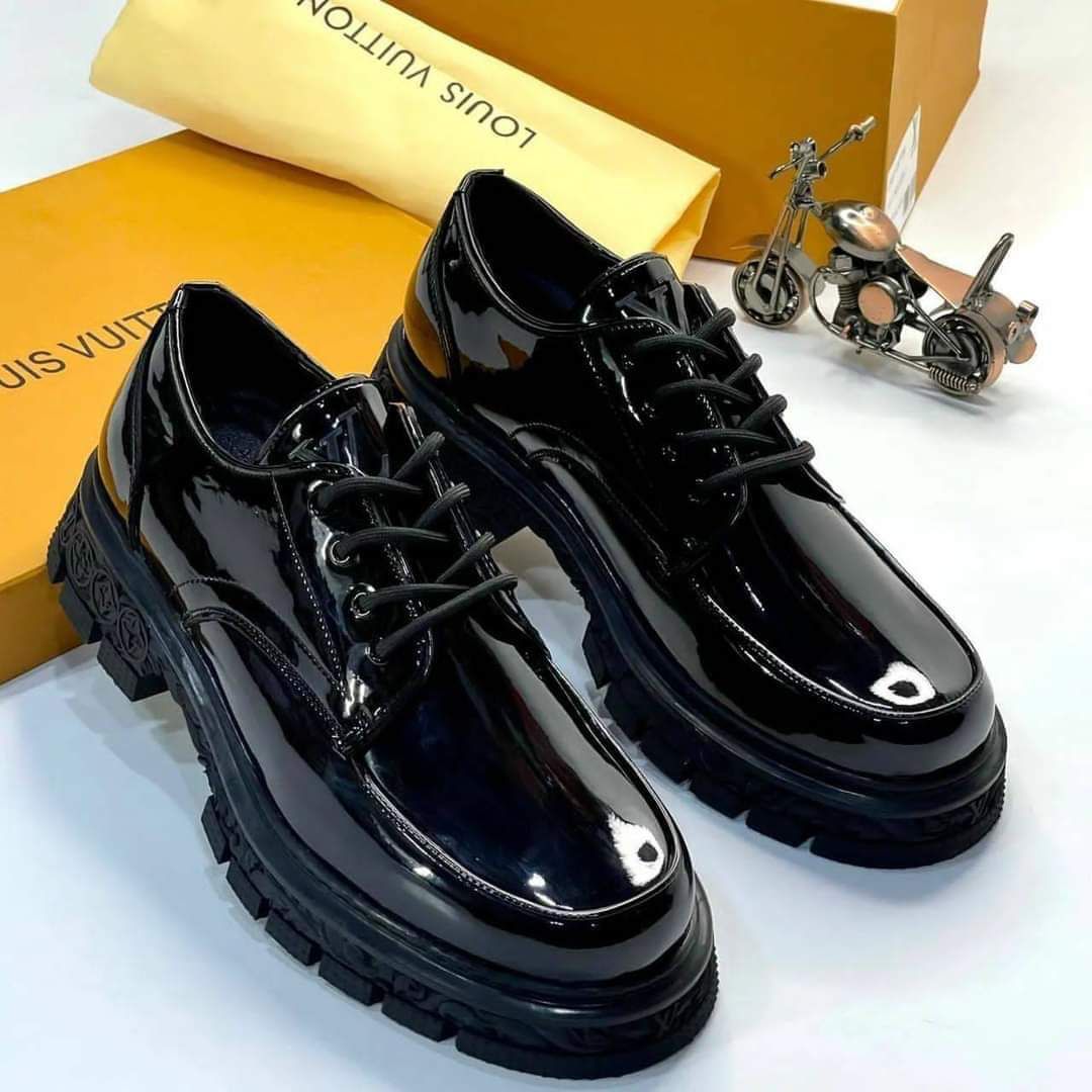 Giày Louis Vuitton LV Glove Loafers 'Black' 1AA2DX