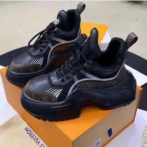 Inspired Vuitton Sneakers CNP