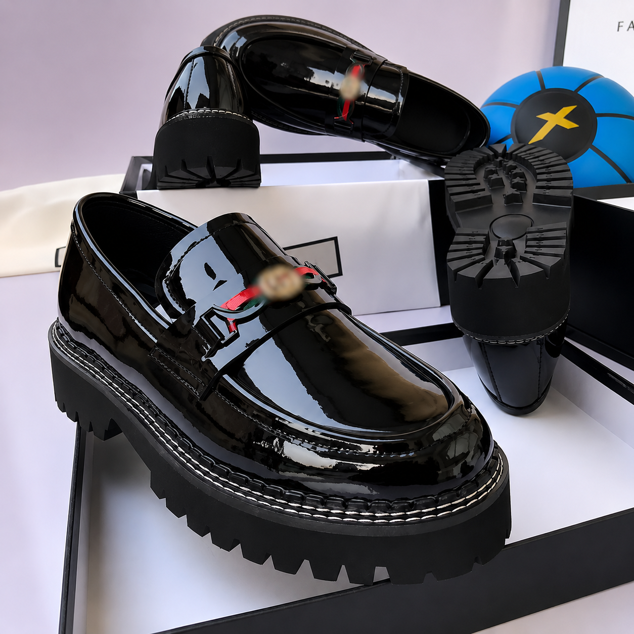 Executive Glossy Men Loafer CNP