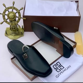 Premium Givenchy Men Half Shoe CNP