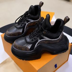 Elite Urban Fashion Sneakers CNP
