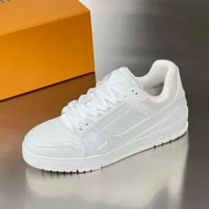 Louis Vuitton white casual sneakers XP