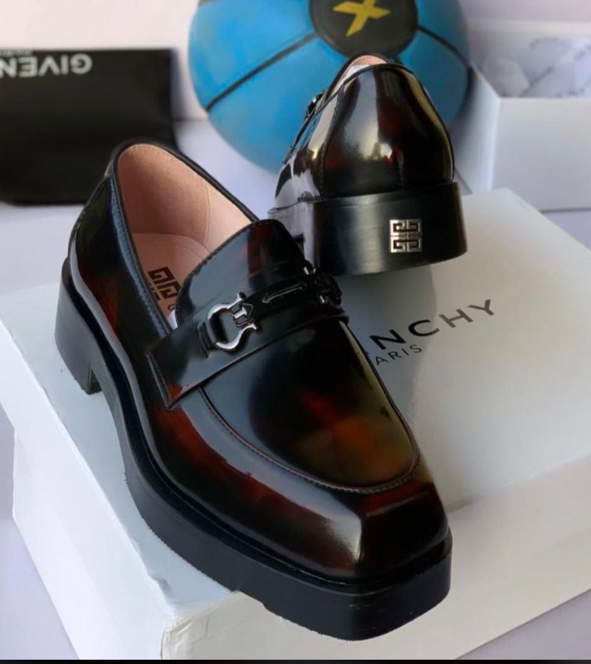 Top Quality Givenchy Shoe