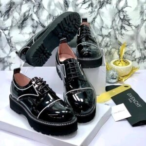 Men Lace Up Givenchy Shoe CNP