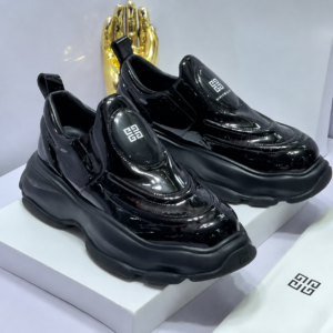 Elite Comfort Platform Sneakers CNP