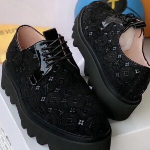 Louis Vuitton Crested Shoe XP