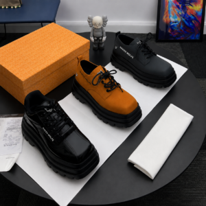 Autumn Winter 23 Lace-Up Shoe CNP
