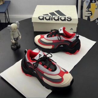 CLASSIC ADIDAS XLG RUNNER DELUXE SNEAKER CNP