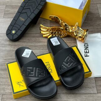 Luxe Classic Men Slide CNP