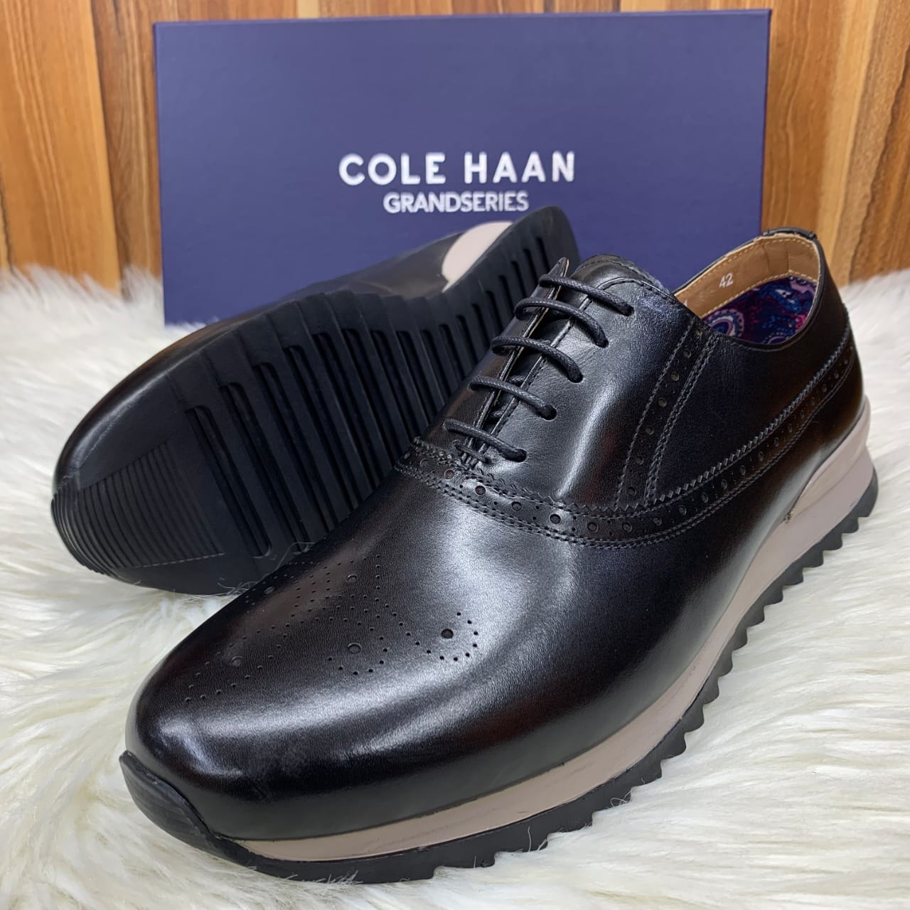 Super High Quality Luxury Men's Shoe CNP