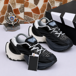 Luxury Bold Runner Sneakers CNP
