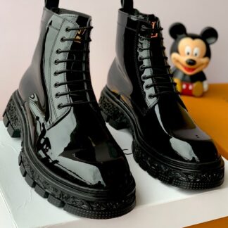 Luxury Glossy Combat Boots CNP