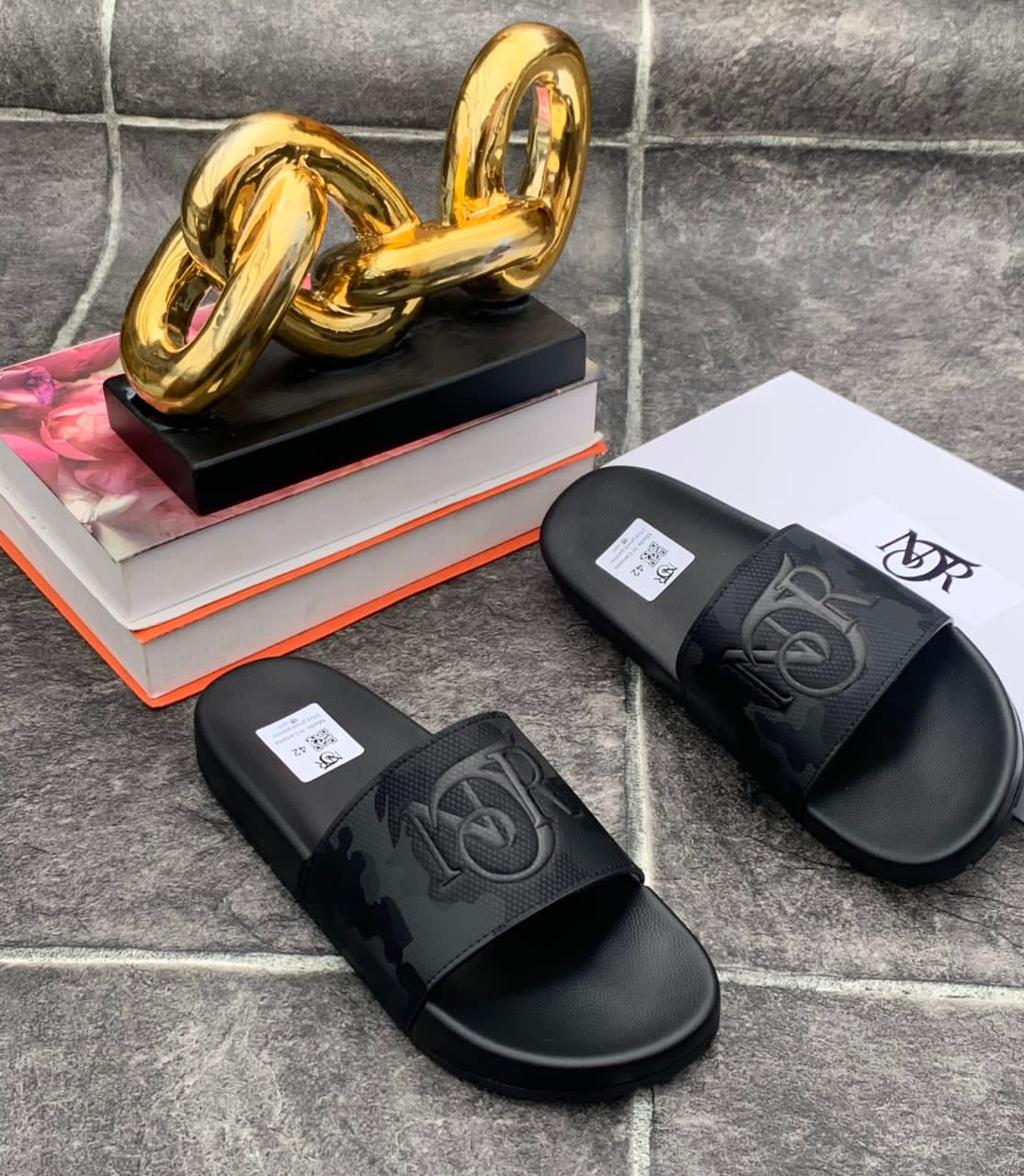 Trendy Summer Fit Slide CNP