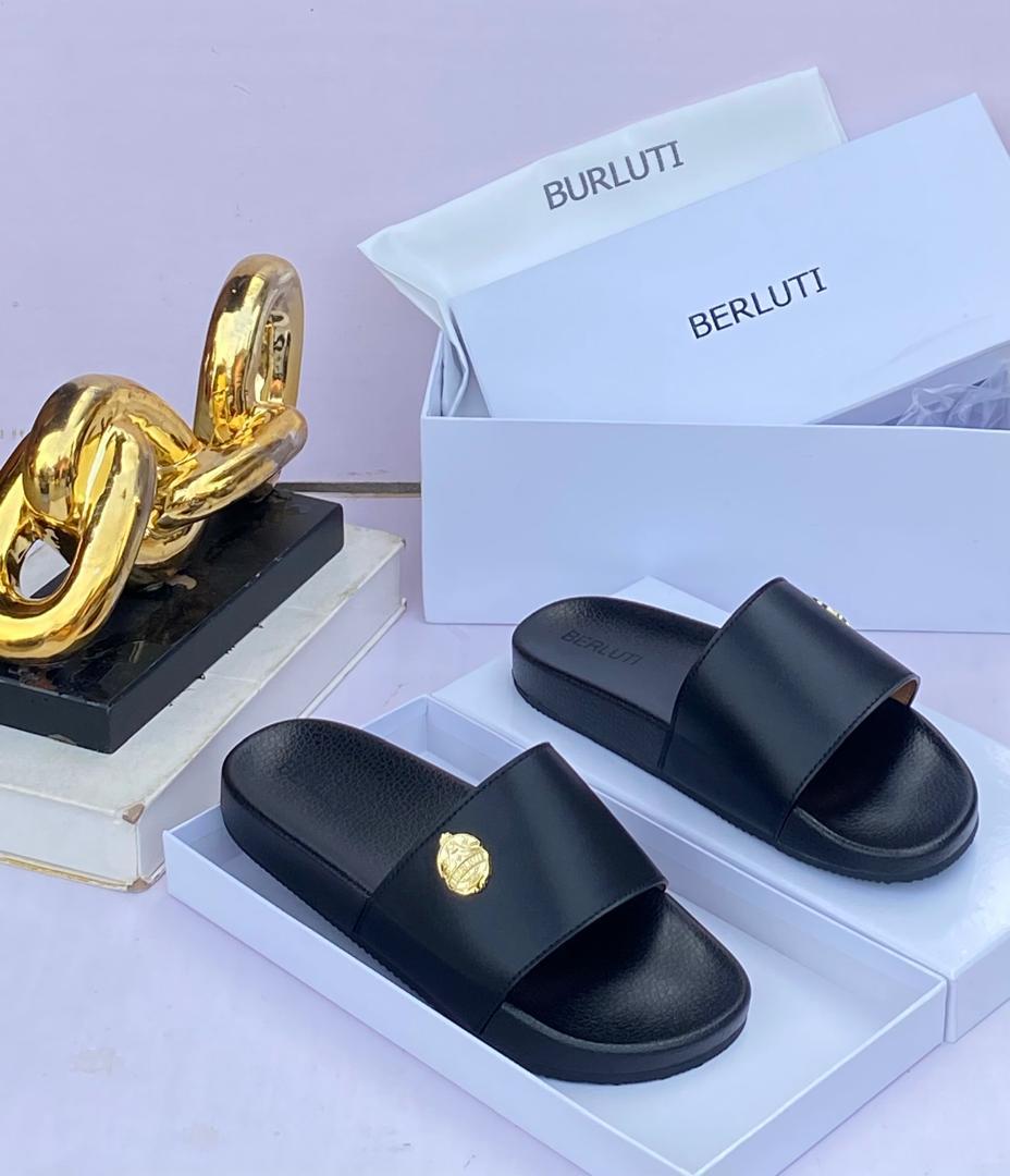 Unique Men Fashion Slide CNP