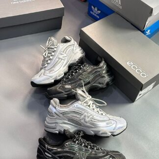 Urban Vibe Motion Sneakers