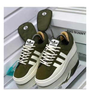 Green Unique Sneakers CNP
