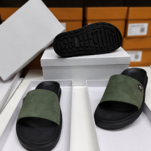 Easy Wear Men Footwear CNP