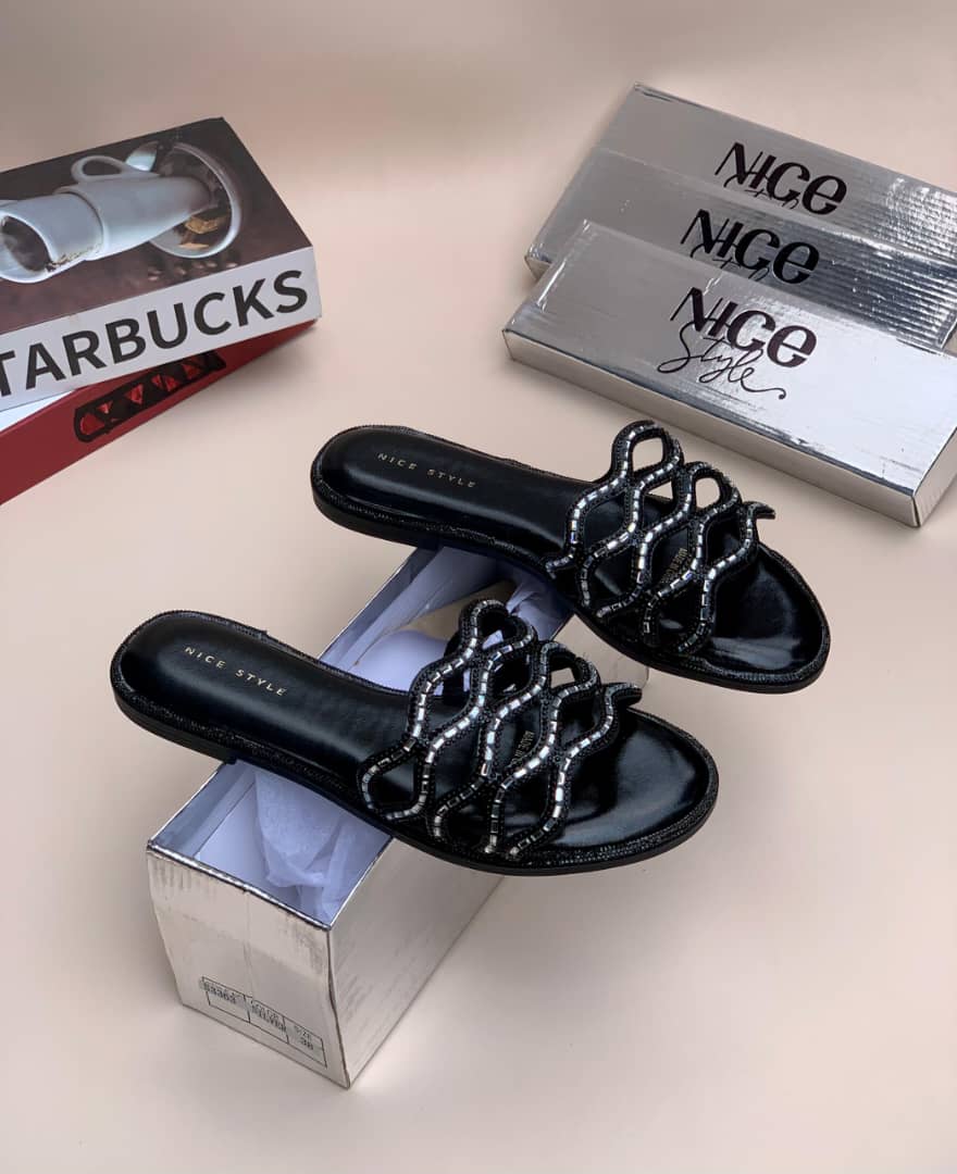 Flat Slip-On Ladies Slippers CNP