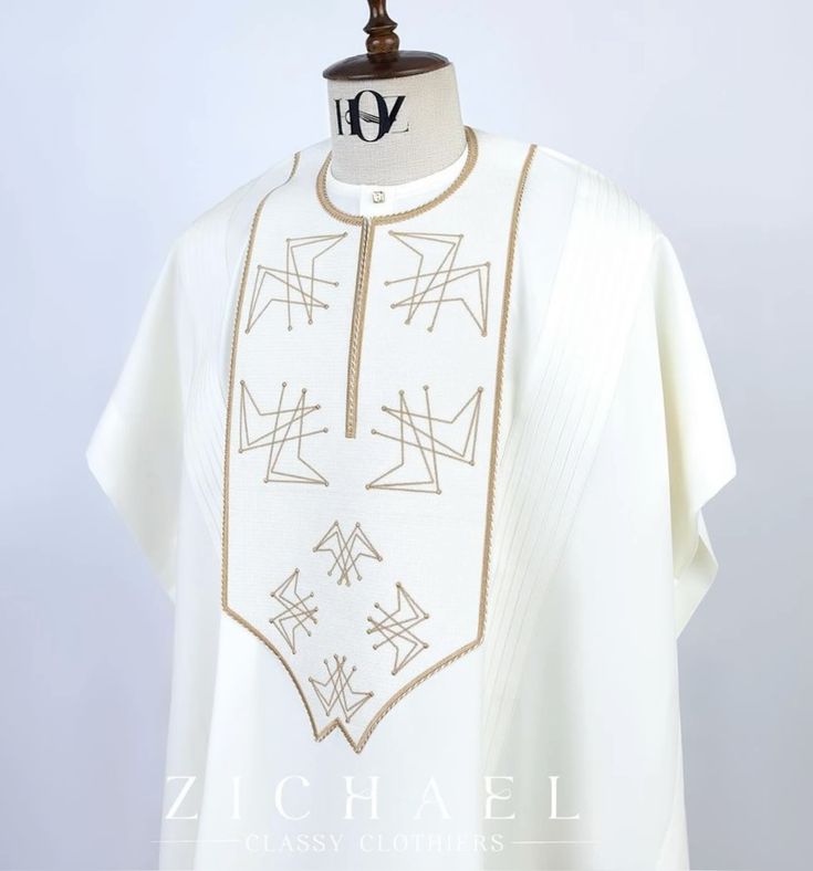 Simple Stylish Men Agbada Wear CNP