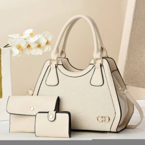 Aura Chic Handbag CNP