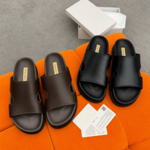 Solid Color Open-toe Leather Pam MAY6