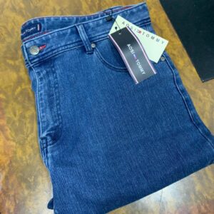 Classic Tommy Jeans XP